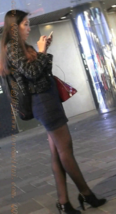 丰满的黑丝少妇