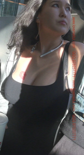 高跟美腿小姐姐的超短裙