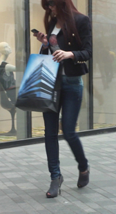 小妹屁股如此紧翘