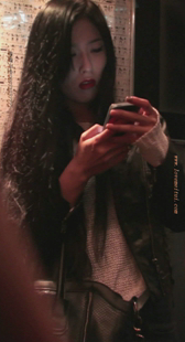 性感紧身黑牛少妇