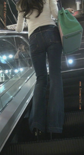 高挑宽臀紧牛少妇