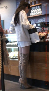 长靴的超长美腿小姐姐