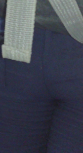 地铁大屁股蓝裤