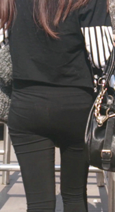 小少妇屁股这么圆和大