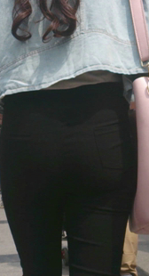 小少妇这腰和这屁股真是绝配