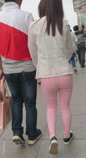 包臀粉裤小少妇