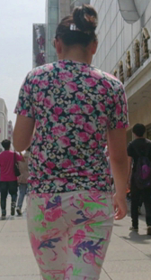 花裤大屁股少妇