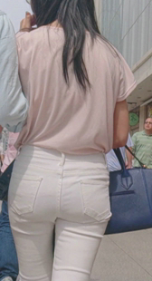 高挑长腿宽臀少妇