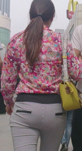 圆臀大屁股少妇