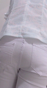 展会白紧包臀少妇