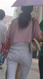 高挑长腿白紧裤