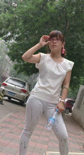 小少妇这么会摆姿势