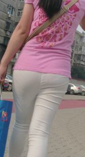 街拍白紧大屁股视频