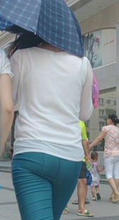 蓝裤包臀口味有点重