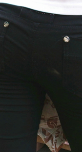 和黑紧少妇去逛街