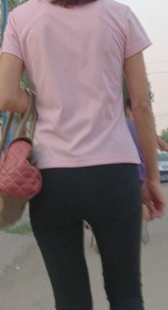 黑紧少妇真会扭