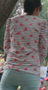 包臀紧裤等人少妇