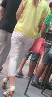 小少妇站着都能夹这么紧