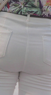 成熟少妇臀如此宽