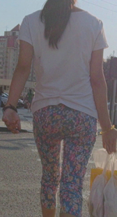 花裤紧身包臀小少妇