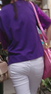 白裤小少妇很会夹