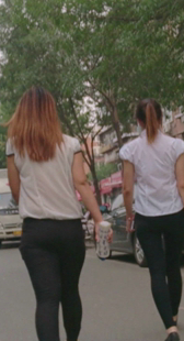 一胖一瘦两黑裤