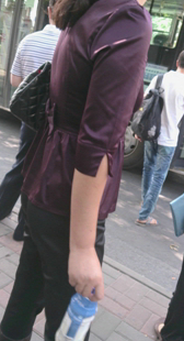 等公交黑裤少妇