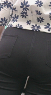 翘臀黑紧大屁股