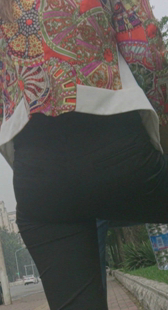 黑紧少妇张这么开