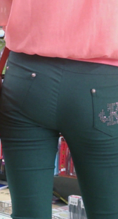 超市包臀绿紧裤