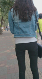 超紧黑裤少妇夹不紧