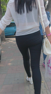 黑裤少妇屁股大