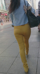 黄裤少妇超会扭