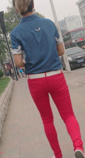 红裤成熟小少妇