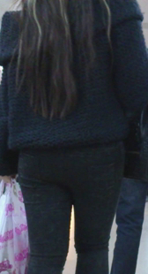 小少妇头发有个性