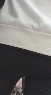 小少妇等车都要夹这么紧