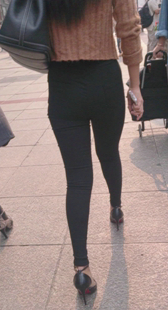 性感细高跟包臀黑裤