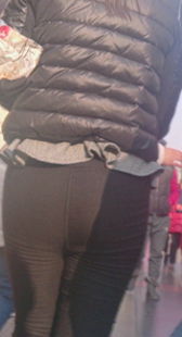 性感宽臀美少妇