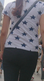 跟拍紧身包臀打底裤