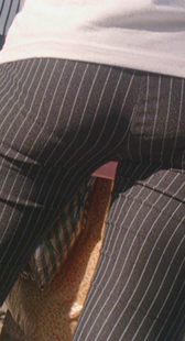 条纹包臀内痕明显