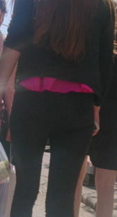 高挑细长腿少女