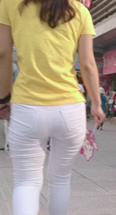 白裤小少妇真是会扭