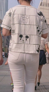 白裤小少妇夹得紧