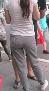 呢绒裤内痕明显