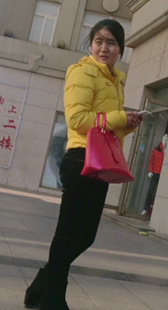 成熟黑裤小少妇魅力不减