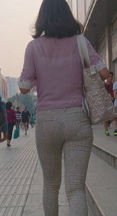 性感圆臀内痕紧