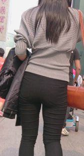 性感成熟美少妇宽臀开发多