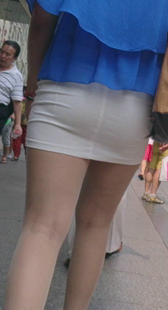 包臀白裙真是紧