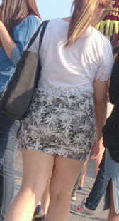 街拍重口味大屁股少妇