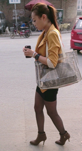 细高跟黑丝小少妇